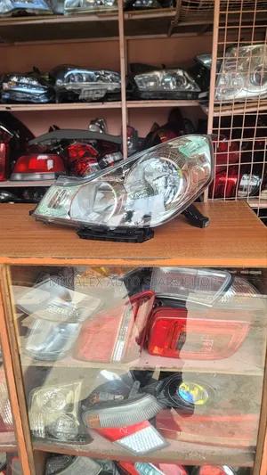 Wingload Headlight Complete Synon  With Bulbs