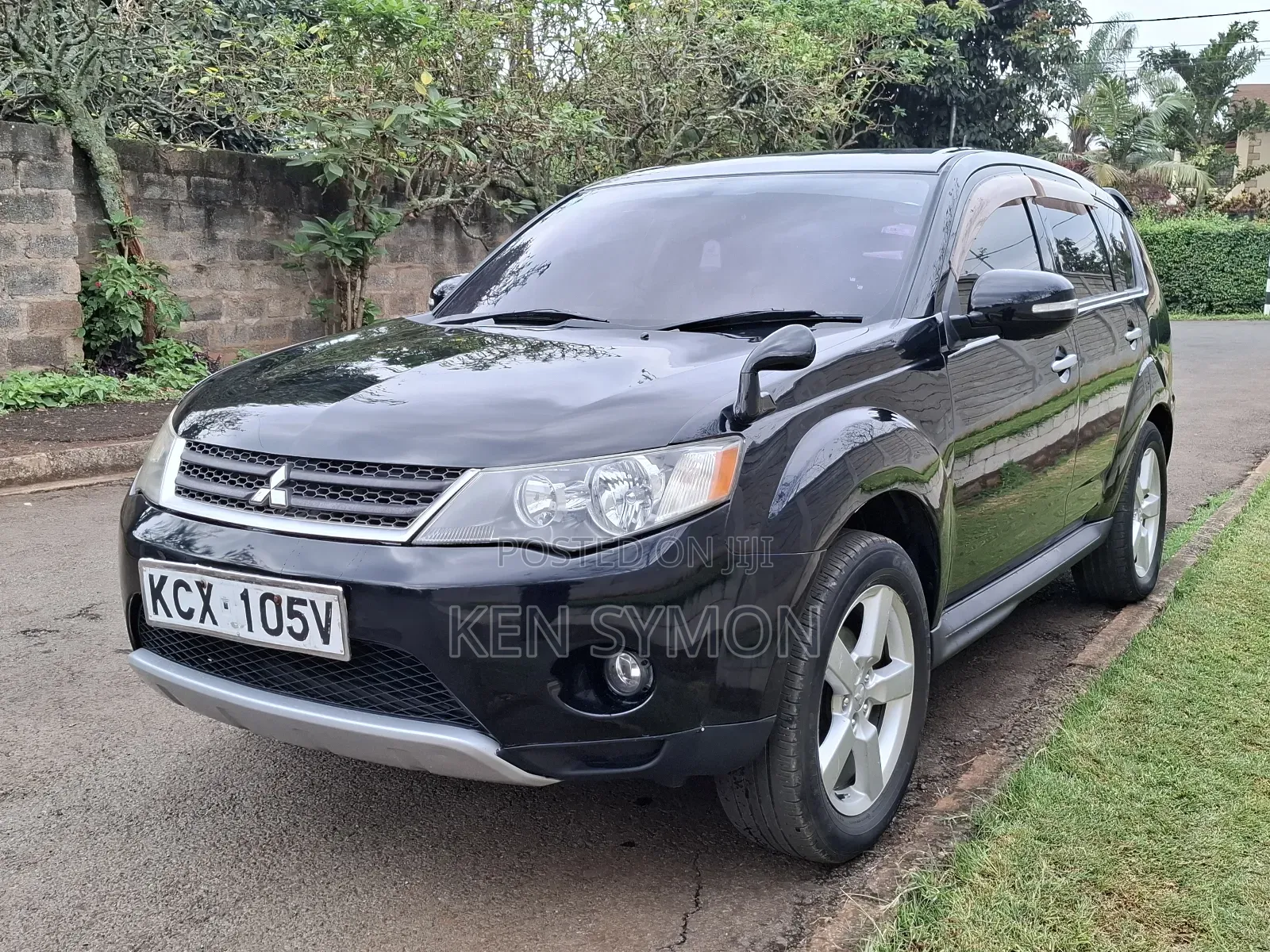 Mitsubishi Outlander SE 2011 Black
