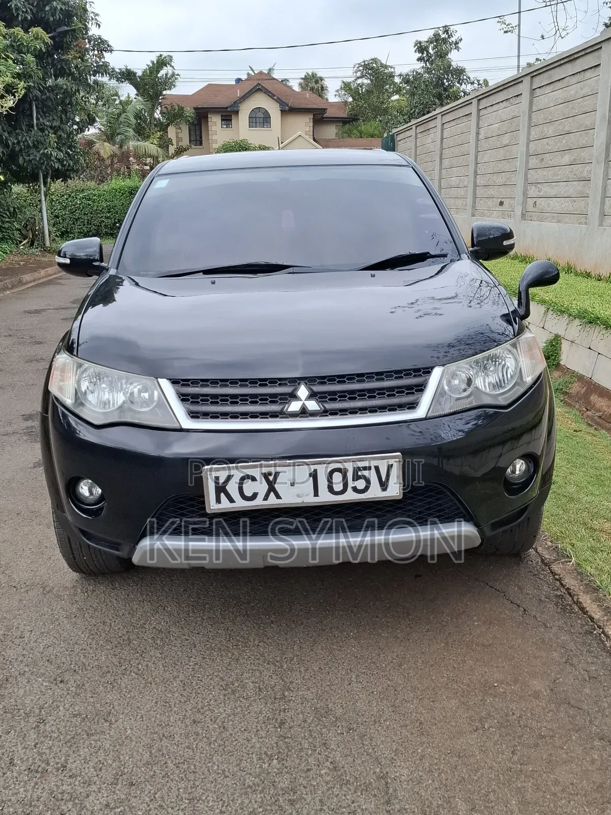 Mitsubishi Outlander SE 2011 Black