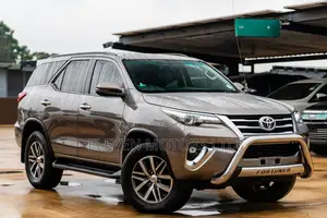 Toyota Fortuner 2020 Brown