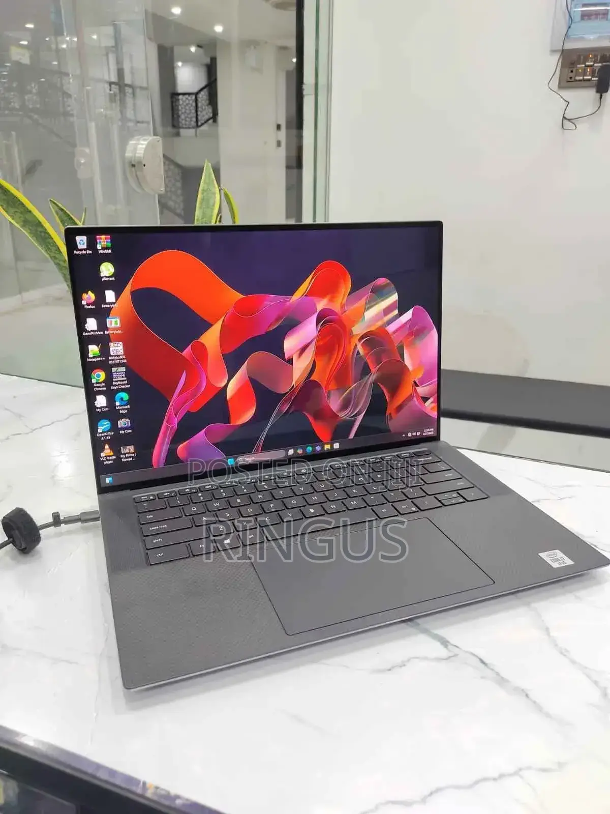 Laptop Dell Precision 5550 16GB Intel Core i7 SSD 512GB