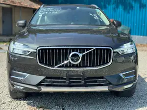 Volvo XC60 T5 R-Design FWD 2019 Gray