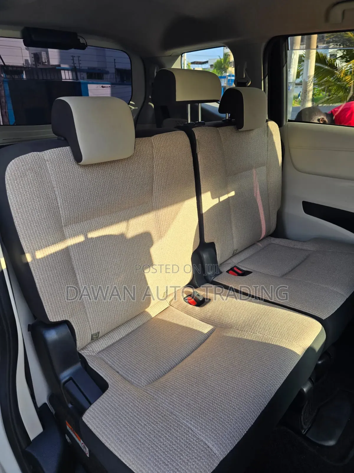Toyota Sienta 2017 White