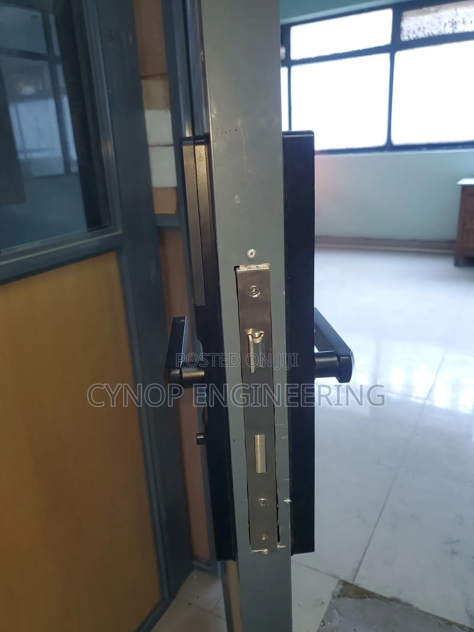 Biometric Smart Lock Designed for Aluminium Door Security