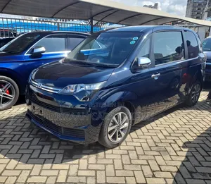 Toyota Spade 1.5 2019 Blue