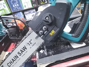 Suitable Makita Cordless Chain Saw / 12" Makita Chain Saw