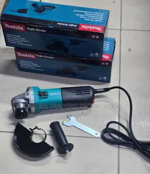 Makita 4.5" Grinder