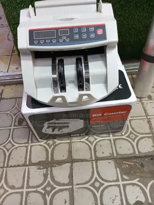 Top Guarantee Red Bill Counter