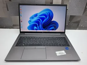 Laptop HP ZBook Firefly G8 32GB Intel Core i7 SSD 1T