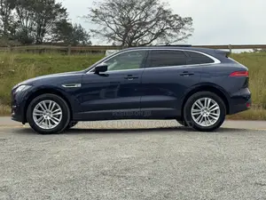 Jaguar F-Pace 2018 Blue