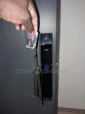 Smart Lock With Fingerprint Unlock