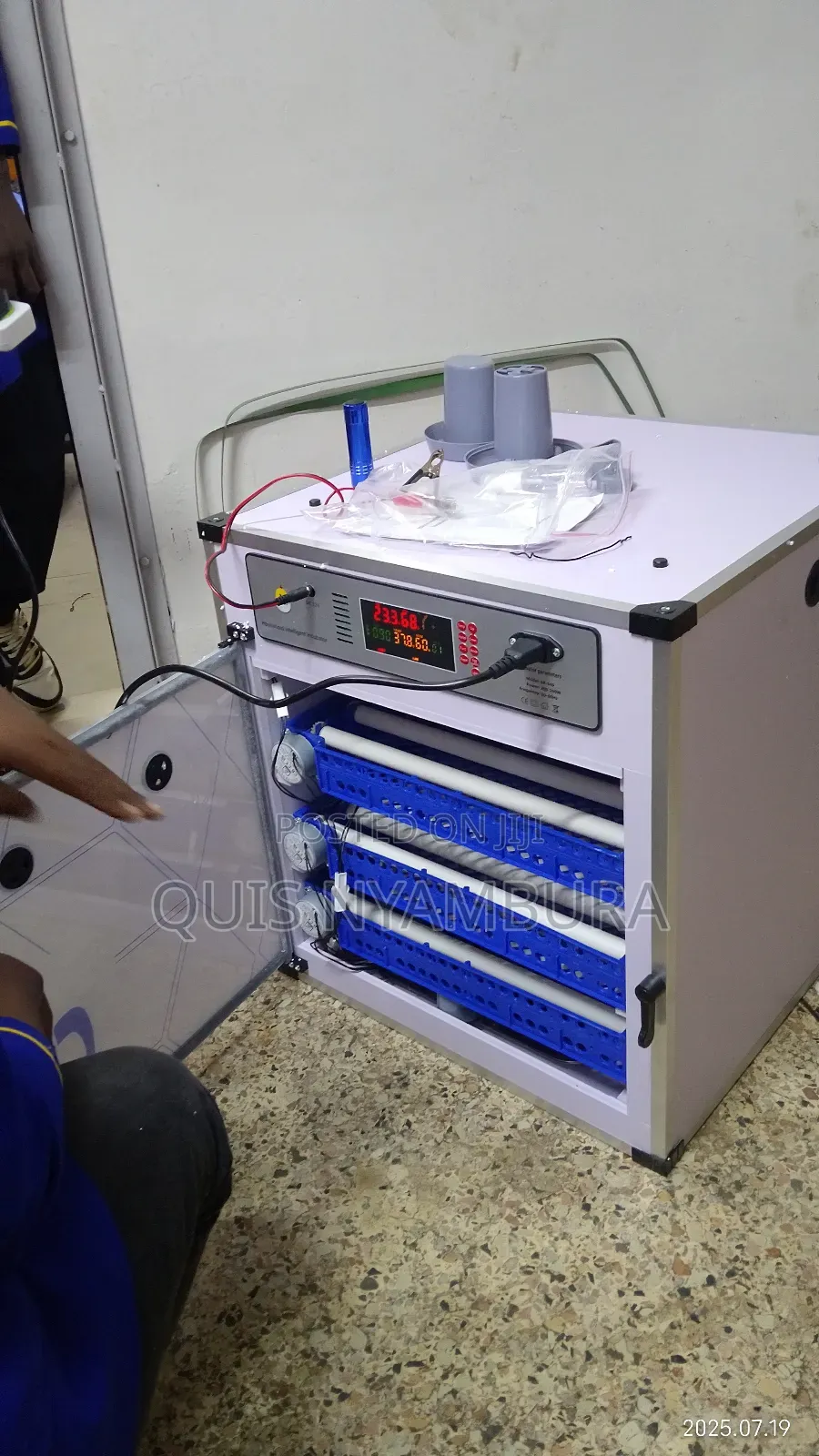 Automatic Egg Incubator/ 204eggs Incubator