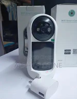 Built in Screen 3mp Mini Size Baby Monitor PTZ Camera