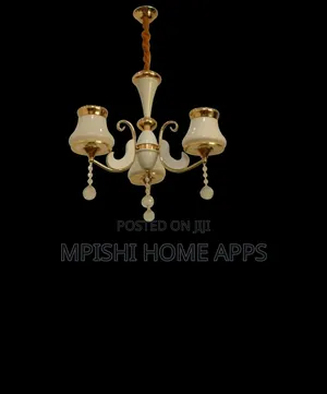 3 Arm Modern Ceramic Chandelier With Glass Shades