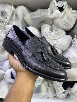 Leather Low Cuts Laceless Officials Shoes