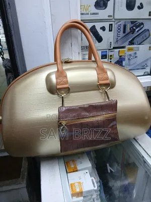 Boombox 3 Courier Bag