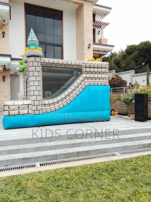 Inflatable Dinousar Bouncy Castle With a Slide