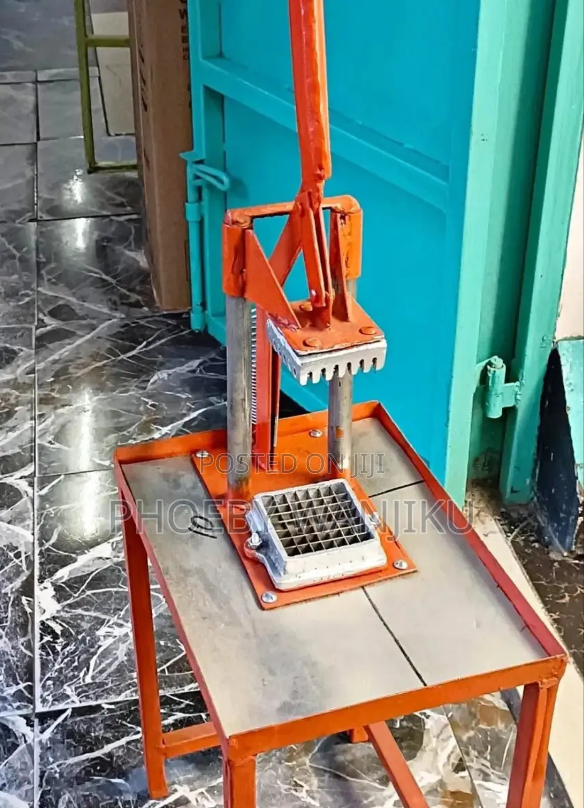 Metallic Chips Cutter Machine
