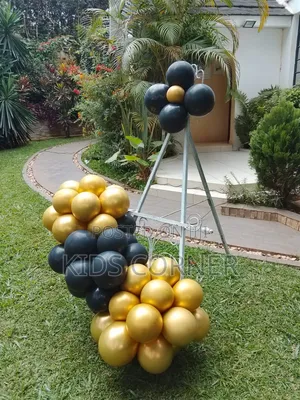 Balloon Arch or Balloon Garland