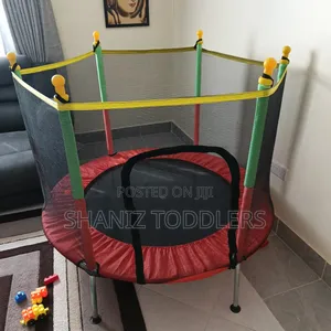 4ft Trampoline With Enclosure