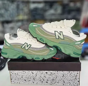 New Balance 1000 Mallard Green