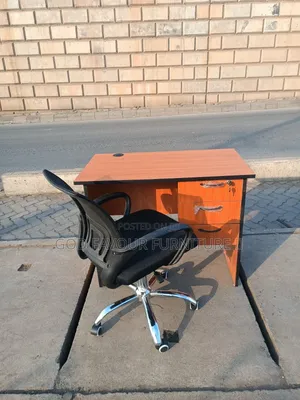 Vintage Swivel Office Chair With Lockable Office Desk Qj2j
