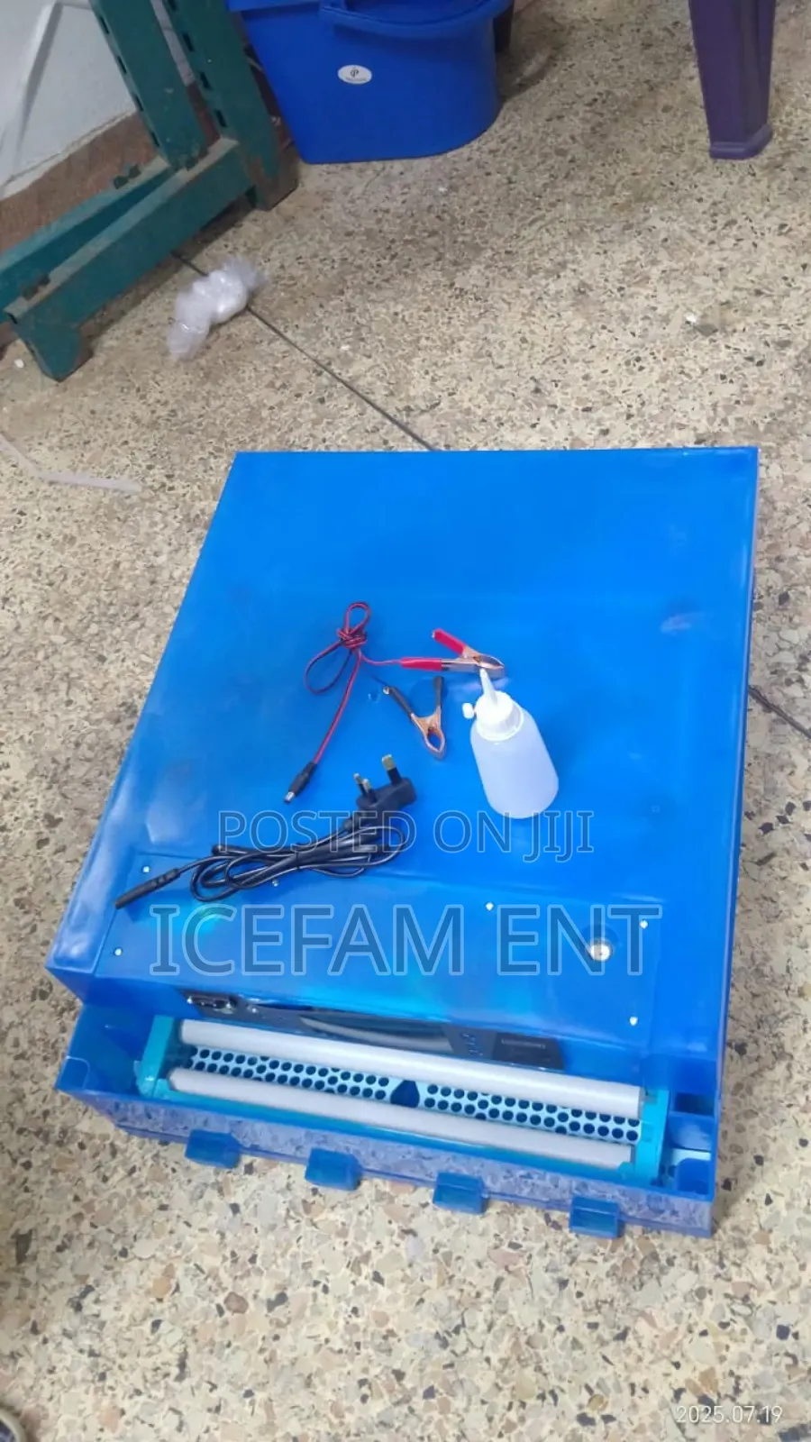 Automatic Incubator/64 Eggs Incubator