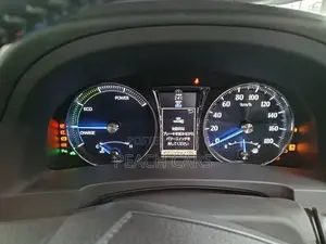 Toyota Crown 2016 White
