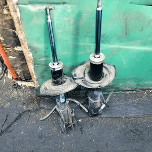 Front Shocks Nissan Serena