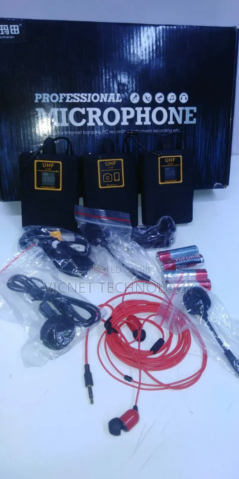 Dual Channel Wireless Uhf Lavalier Microphone