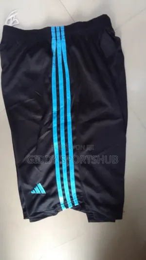Training Shorts Black Stripped