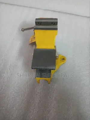 Swival/ Durable Bench Vice Uyusrools 3"