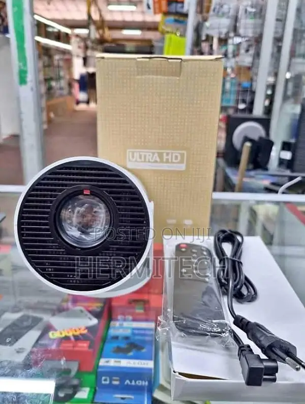 Mini Projector Keystone Correction Portable Projecto