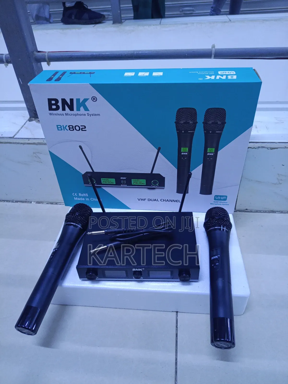 BNK Bk802 Wireless Microphone System VHF Wireless Microphone