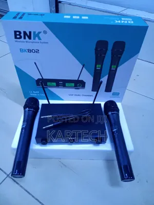 BNK Bk802 Dual Channel VHF Wireless Microphone System