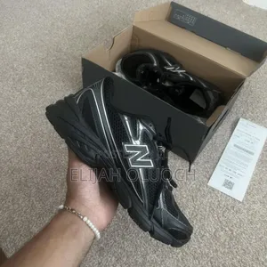 Original New Balance 740 Black