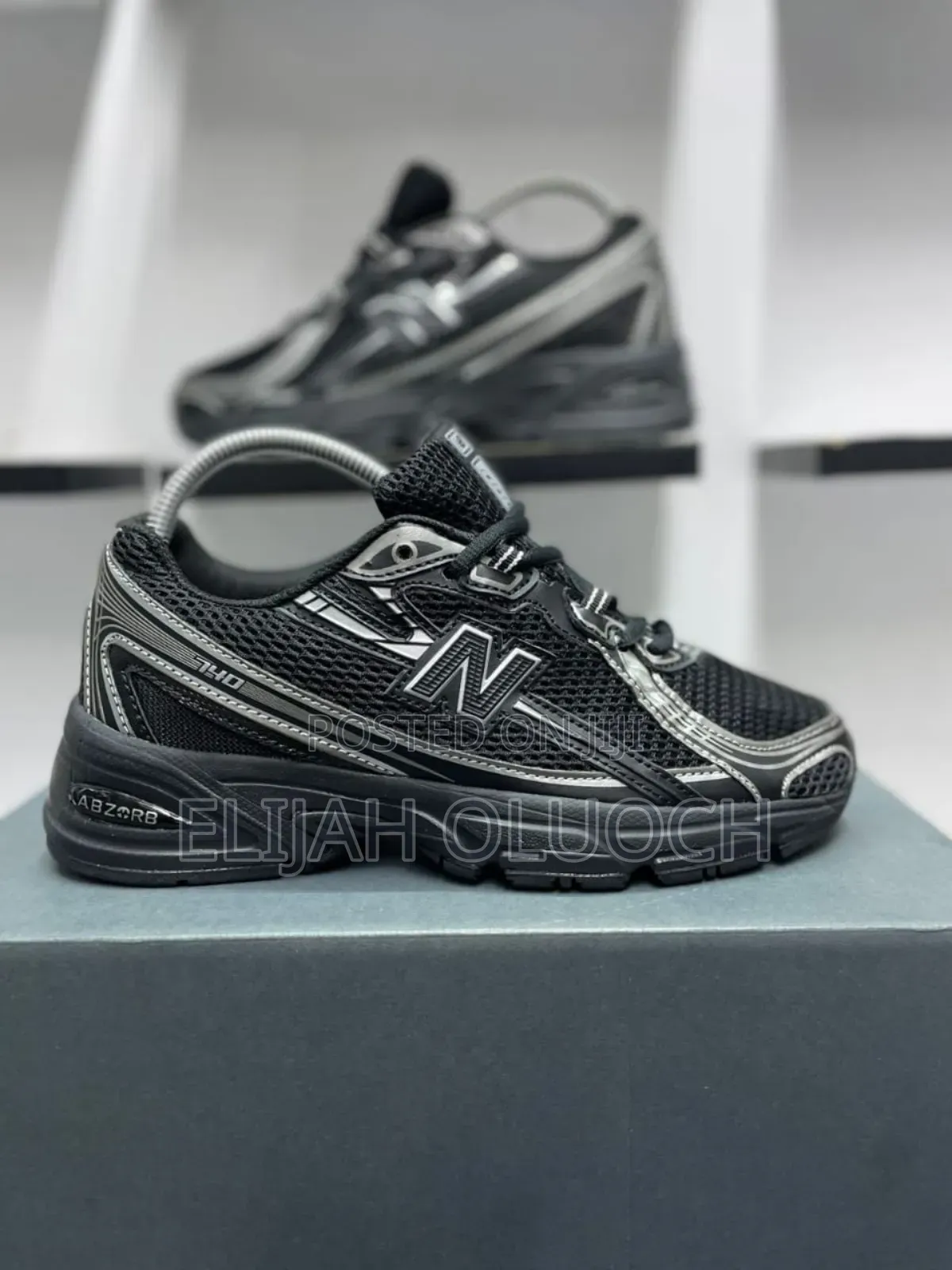 Original New Balance 740 Black
