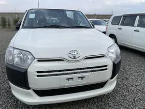 Toyota Probox 1.5 DX 2WD 2020 White