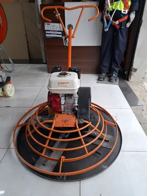Titan Concrete Power Trowel Machine