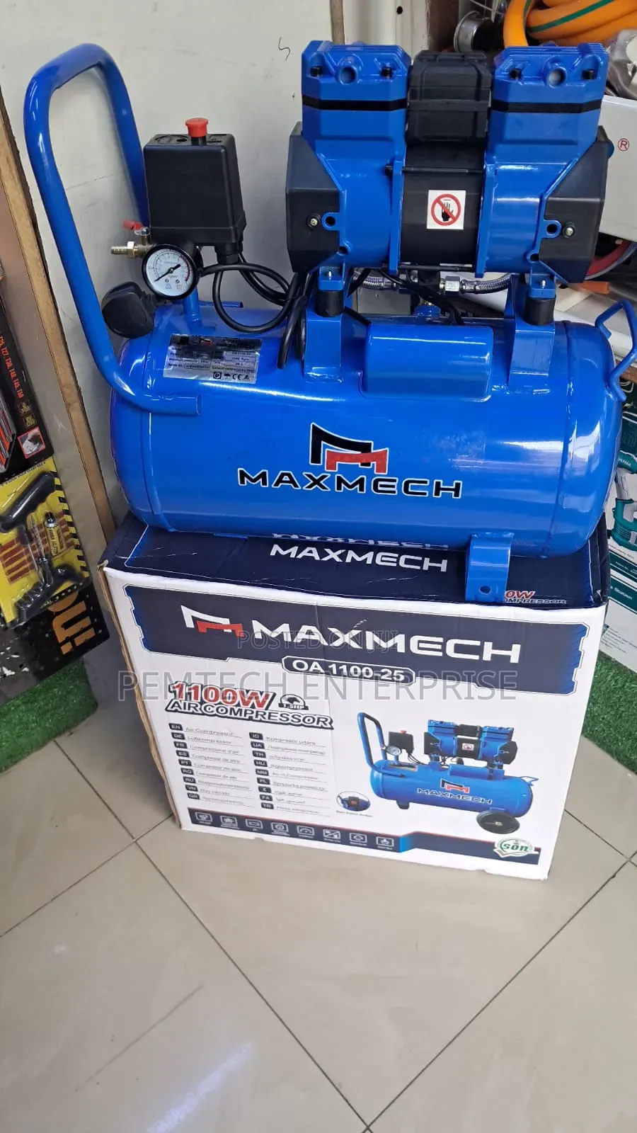 Maxmech Air Compressor Silent Air Compressor 1100w 25l