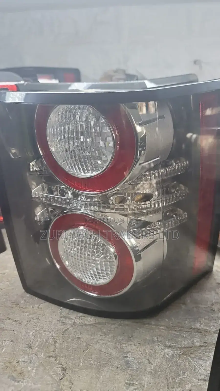 Range Rover Vogue Taillight
