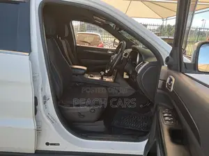 Jeep Grand Cherokee Limited 4dr SUV 4WD (3.6L 6cyl 8A) 2014 White