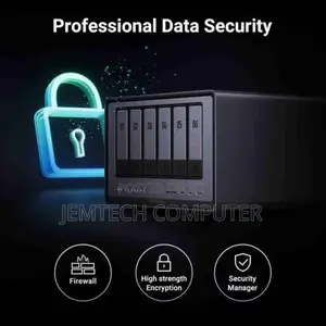 Ugreen Nasync Dxp6800 Pro 6-Bay Network Attached Storage