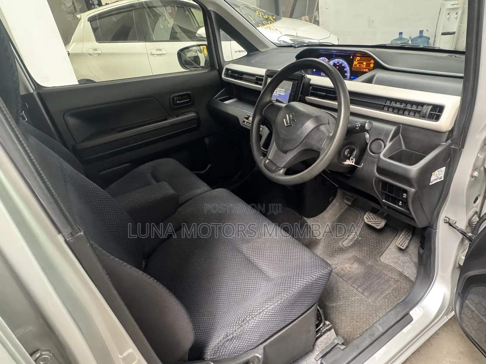 Suzuki Wagon R 2019 Silver