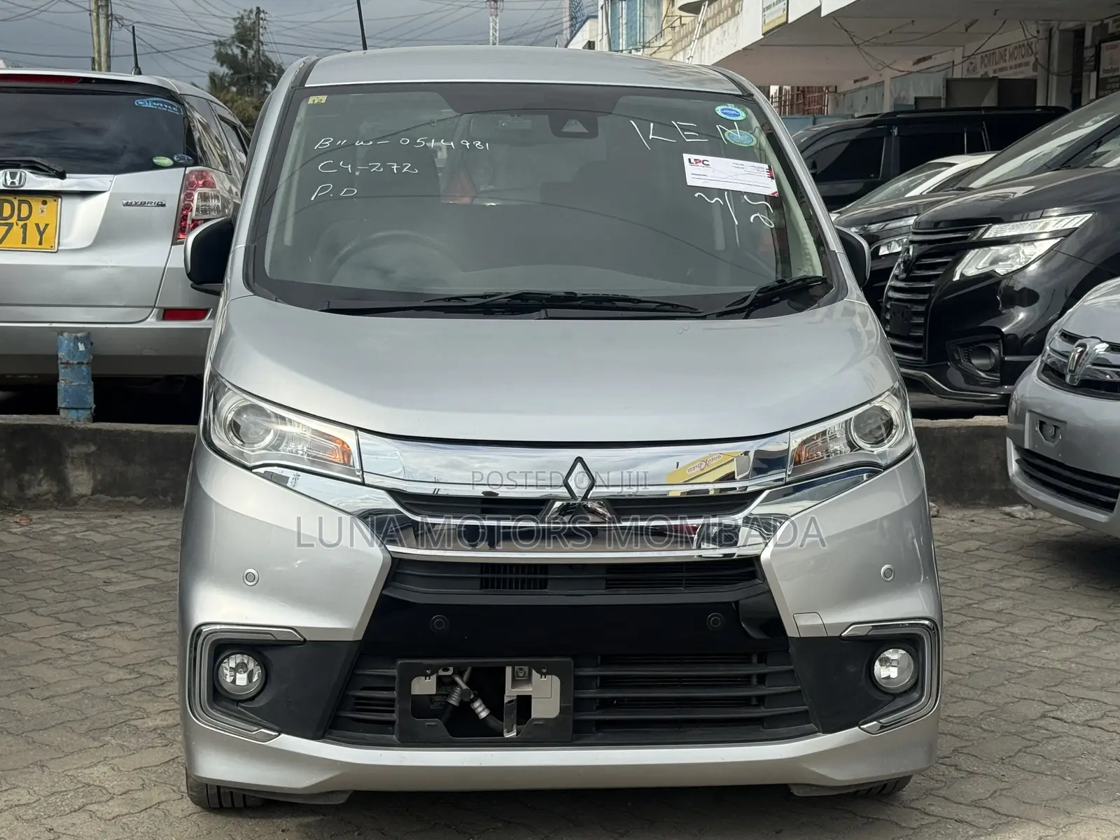 Mitsubishi EK Wagon 2019 Silver