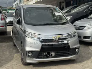 Mitsubishi EK Wagon 2019 Silver