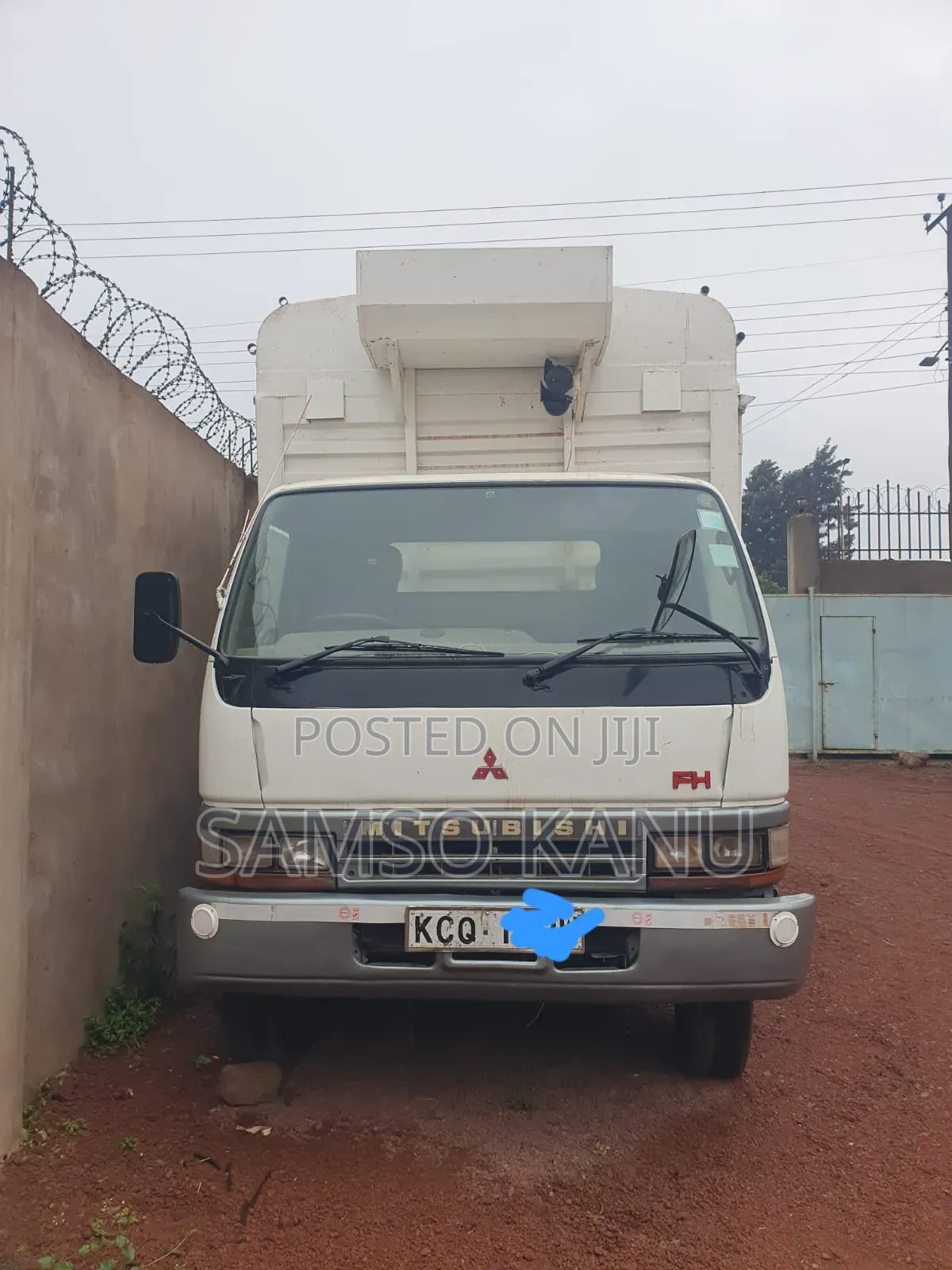 Mitsubishi 2017 White