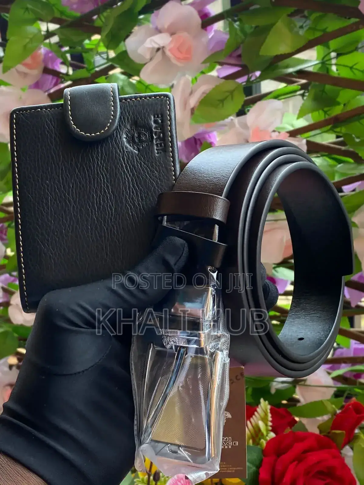 Men Smoothe Surface Leather Belt Accompanied by a Wallet