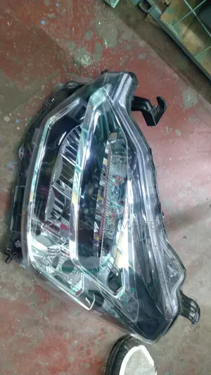 Daihastu Mira Es 2018- 2020 Zenon Headlight