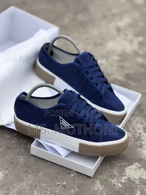 Quality Ladies Rubber Shoes 37-42